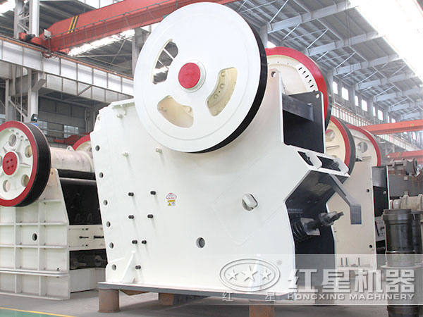 花崗巖顎式破碎機