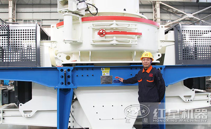 在河南購(gòu)買一臺(tái)小型制砂機(jī)多少錢？